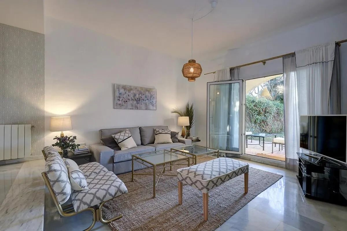 펜션 마르베야 Casa Guadalmina Baja, Golf Views 빌라